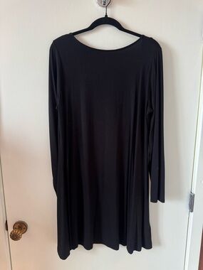 Old Navy Black Long-Sleeve Swing Dress